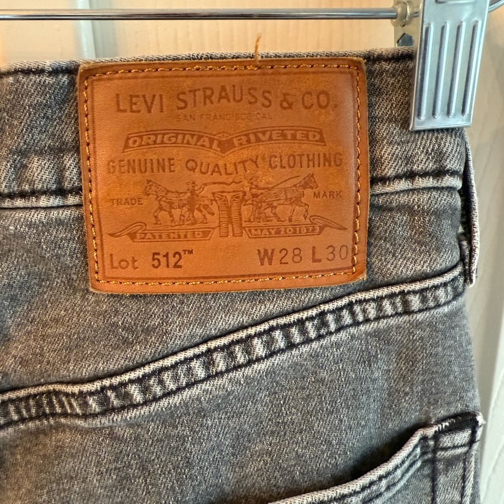 Men’s Levi’s Jeans - Picture 3 of 3